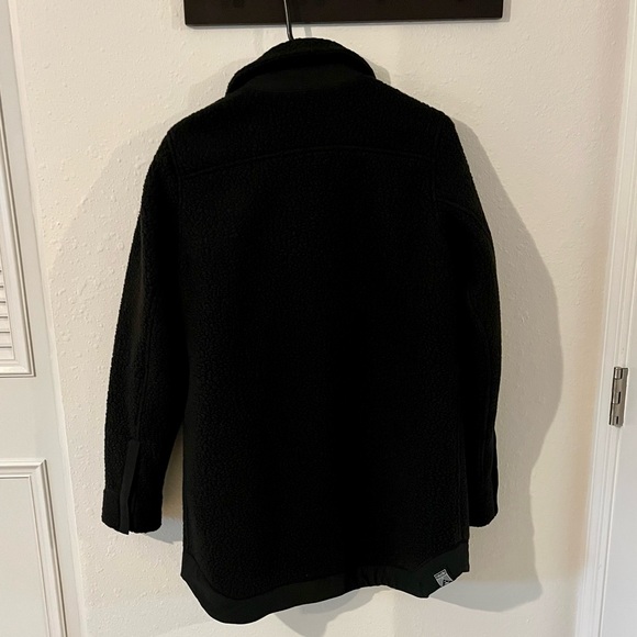 NWOT: Oiselle PNW Shacket - Picture 9 of 14